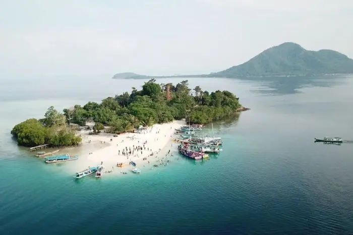 Pulau Pahawang, Pulau Cantik dengan Keindahan Bawah laut Menakjubkan di Lampung